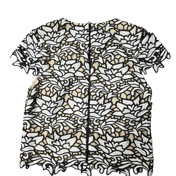 Alice + Olivia Embroidered Black & White Short Sleeve Top - Picture 3 of 9